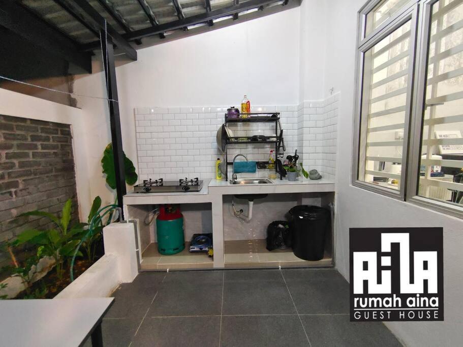 Rumah Aina Homestay Bukit Changgang Private Pool Kampong Melot Zewnętrze zdjęcie