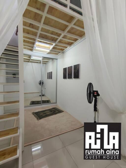 Rumah Aina Homestay Bukit Changgang Private Pool Kampong Melot Zewnętrze zdjęcie